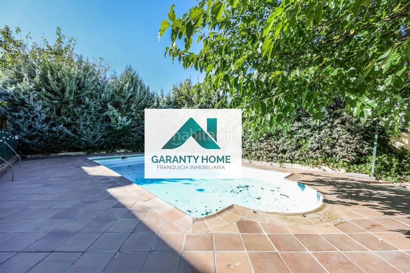 Foto cda9e80e-3d73-4743-a462-6a40cec6a1e4. Chalet con riscaldamento in Urb. Calypo Navalcarnero