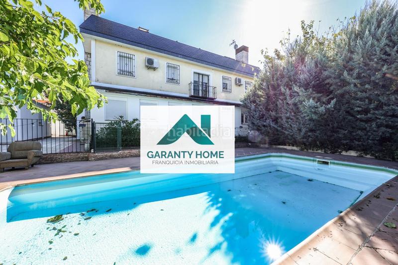 Foto daa5f81d-a3b9-4fd3-9135-73a20f74b525. Chalet con riscaldamento in Urb. Calypo Navalcarnero