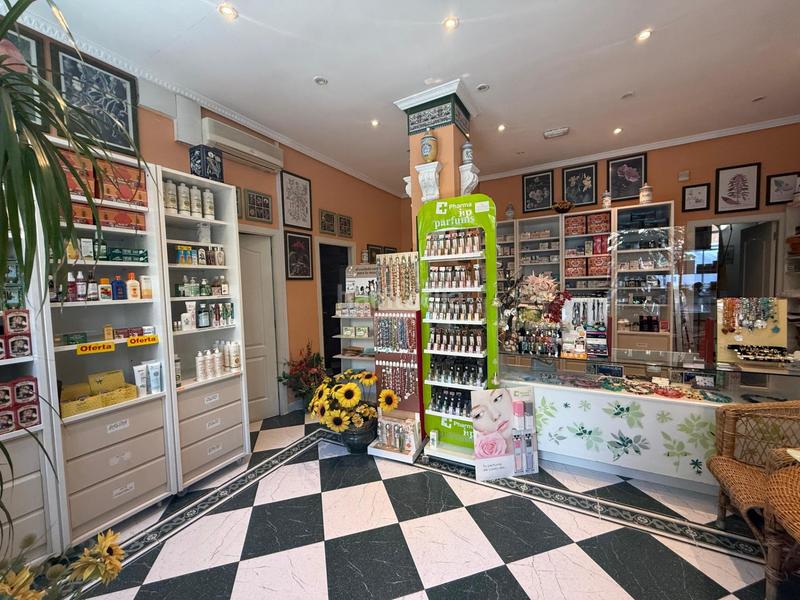 Foto ac3c941c-2ad4-4d91-b5d8-e72f01e40af0. Local comercial a Centro Móstoles