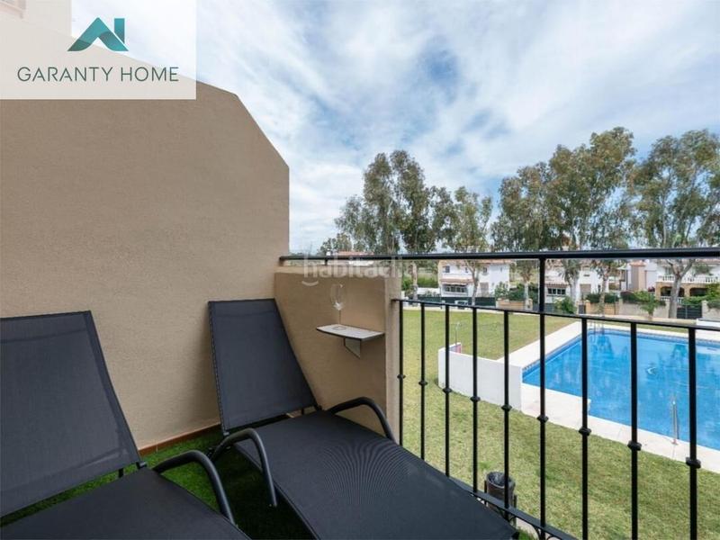 Foto 437d75d7-81cc-445f-923c-f3210b9c74d8. Rent flat with heating parking pool in Los Álamos Torremolinos