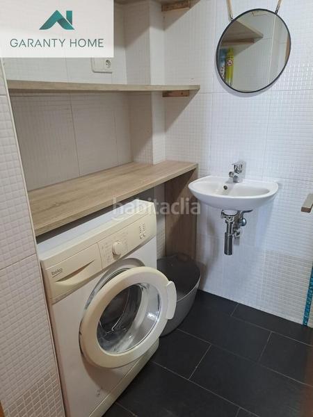 Foto 042709df-197e-4953-b7d5-dfa8b28053d6. Alquiler piso fantástico piso en santa cristina san rafael, en Málaga