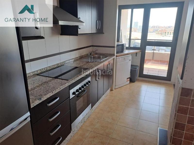 Foto 2e0444be-5dbb-4365-b67e-e50ce853fbf3. Alquiler piso fantástico piso en santa cristina san rafael, en Málaga