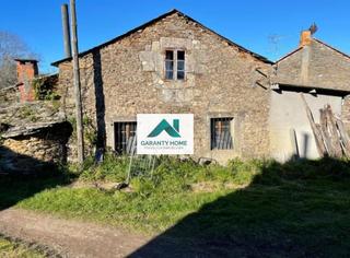 Maison à Aranga. Venta casa rural de piedra a restaurar  reborica, aranga, coruña