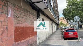 Local commercial à Pajarillos Bajos. Local en venta