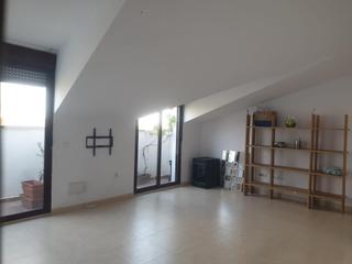 Flat in Yuncler. Atico en yuncler
