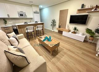 Lloguer Pis a Chopera. Estupendo piso reformado y totalmente equipado en el centro de m