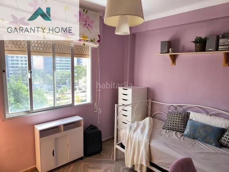 Foto 13de8458-27c5-4457-8923-d2527a56fa7c. Piso  en venta en avenida doctor marañon 36, en Málaga