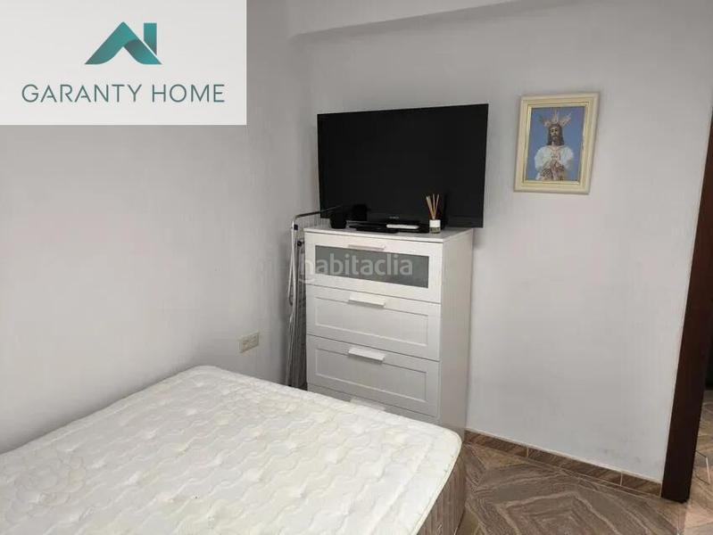 Foto a91bb98a-27f9-4238-a266-ee26524aeb89. Piso  en venta en avenida doctor marañon 36, en Málaga