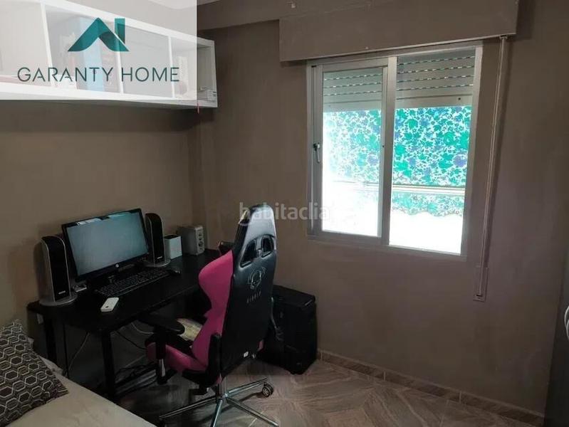 Foto c682f902-384d-4177-8cba-3895bb621b64. Piso  en venta en avenida doctor marañon 36, en Málaga