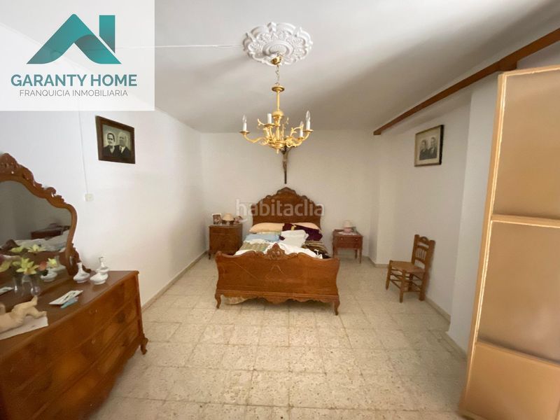 Foto b0412b08-a812-48b7-a8ff-8d367f1c9d5d. Casa amb aparcament a Torredelcampo