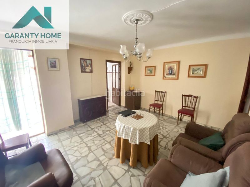 Foto fdb4268c-1351-4142-9487-df706ae5518f. Casa amb aparcament a Torredelcampo