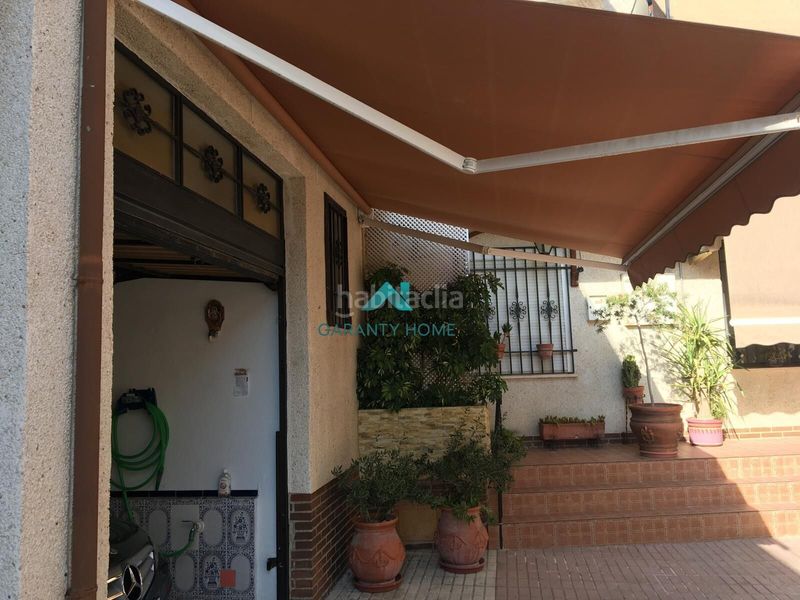 Foto 61d1cec8-b8c4-42f2-88ab-2ad62144dd5f. Casa adossada amb aparcament piscina a Villardompardo