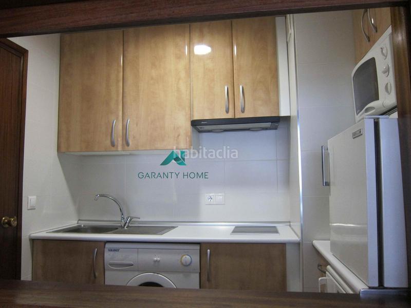 Foto a52a4b3a-e01c-4af4-8f8a-37f3d7417b9e. Alquiler apartamento acogedor piso en alquiler junto a plaza de castilla en Madrid