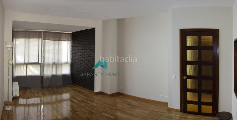 Foto 50c2eb4a-f327-4de6-97eb-8acc63e8915d. Location appartement avec parking dans Nueva España Madrid