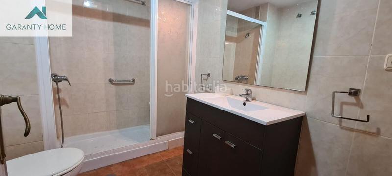 Foto b46a93fc-3af0-4536-90e1-39e29054e8be. Piso  en venta en avenida palma de mallorca, en Torremolinos