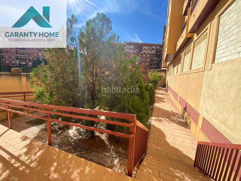 Foto f2fc6893-74ad-4a47-8b76-e8a28d3ccb90. Affitto appartamento con riscaldamento parcheggio in Jaén