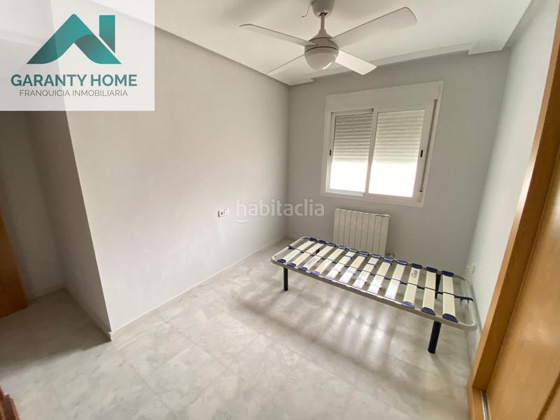 Foto f60e061e-d617-4a19-9b14-59a22c350e29. Affitto appartamento con riscaldamento parcheggio in Jaén