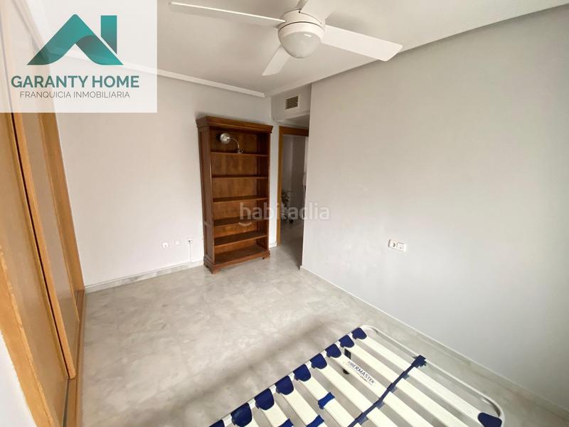 Foto 097736c9-121f-45ea-a69e-37fa4f17094a. Alquiler piso  con garaje y vistas despejadas en zona renfe en Jaén