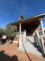 Chalet à Yuncos. Chalet independiente en yuncos