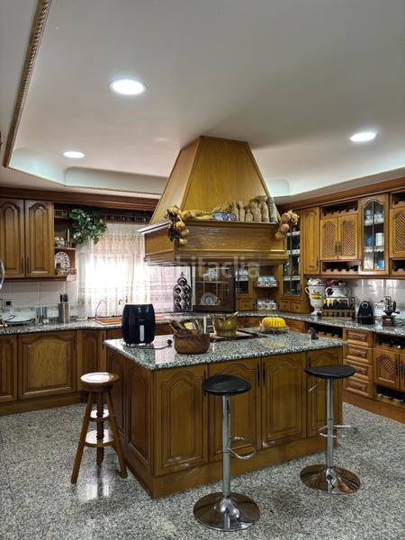 Foto ea825efb-0b02-4a09-bf3b-71ed7a34c95a. Xalet amb calefacció aparcament a Yuncos