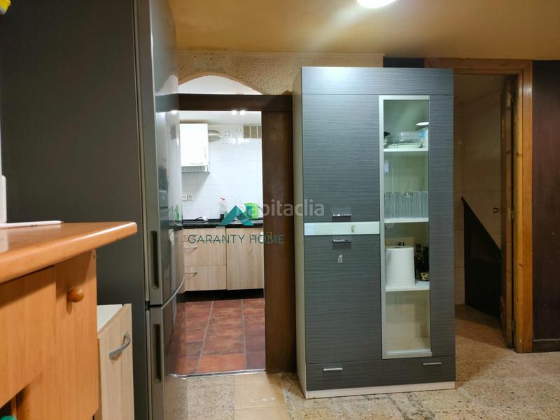 Foto fe8f086b-d28a-4514-bc08-f7e06baf0c17. Local commercial dans Andoain