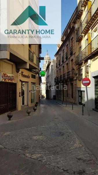 Foto 1b5c30d4-b28e-40fe-903e-d6b6681cf8f3. Miete etagenwohnung in San Felipe - El Almendral - La Merced Jaén