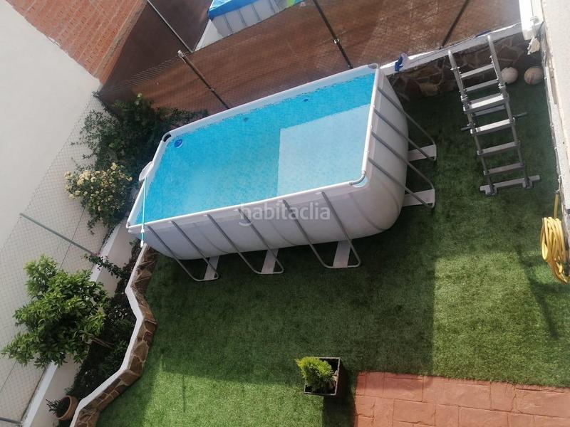 Foto acc04f9f-5436-4fc4-a8f2-d8c82d5fe073. Casa a schiera con parcheggio in Borox