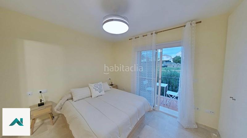 Foto ffdf5e53-f8fc-407f-80ca-452558aabf54. Rent chalet with parking pool in Costa Esuri Ayamonte