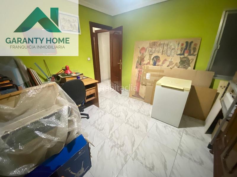 Foto b2d1eedb-2d9a-4c3c-a5e3-18b07cf5098d. Flat in Peñamefecit - Avda Barcelona Jaén