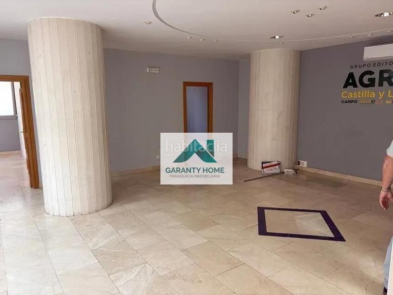 Foto d9ab2e6b-ed91-4ee9-b010-b9836adaa094. Oficina a Parquesol Valladolid