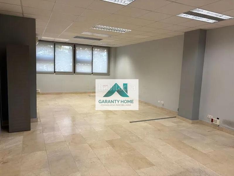 Foto e5ce13a6-7f6e-41ad-a099-2c8fc5084d40. Oficina a Parquesol Valladolid