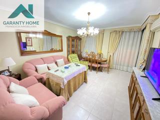 Appartamento in Torredonjimeno. Piso 135 m en méndez núñez