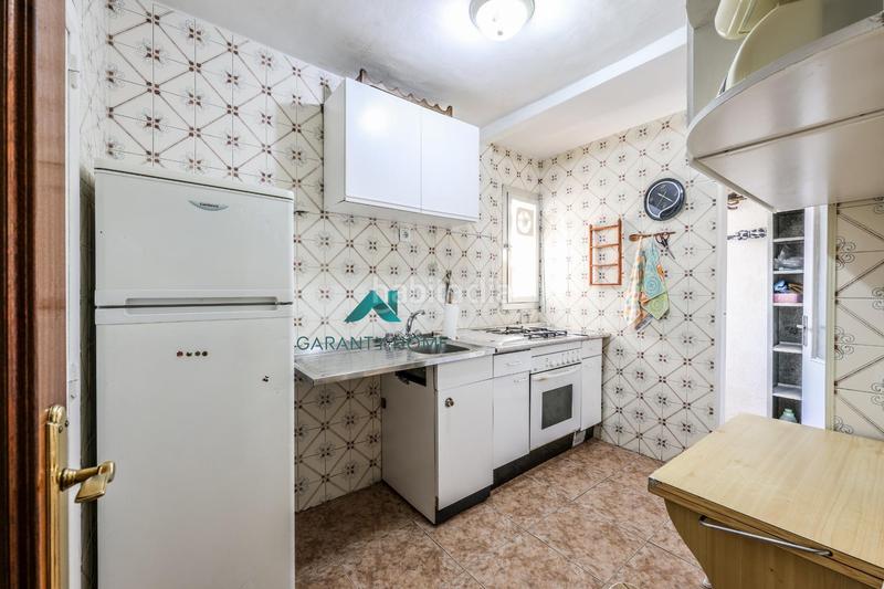 Foto ccadfec7-e043-48c1-aba4-190971a190a9. Piso en calle málaga 4 piso en venta en Zona Renfe Alcorcón