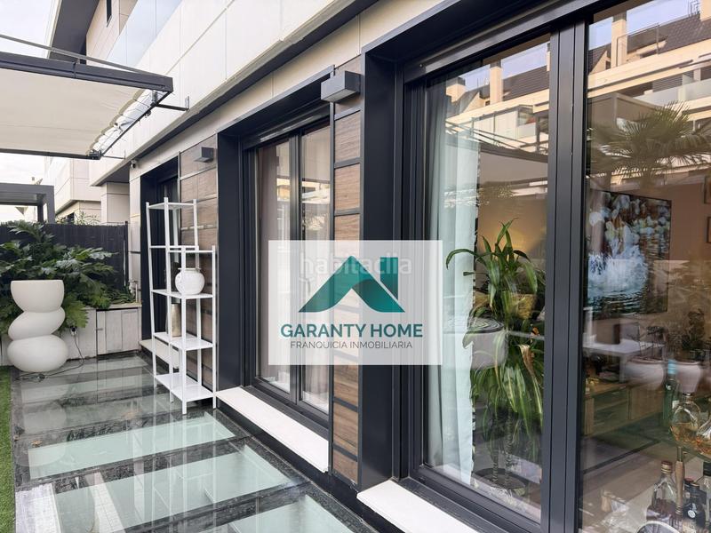 Foto 18b71efc-34d4-43f9-bccc-228a21ef50bc. Duplex avec chauffage parking piscine dans Valenoso Boadilla del Monte