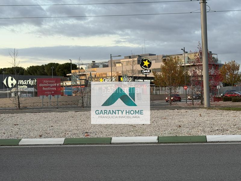 Foto 8b89bdce-7f08-4b85-90ba-df0d0011bb4b. Duplex avec chauffage parking piscine dans Valenoso Boadilla del Monte