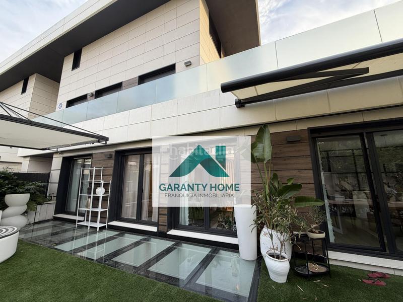 Foto a77a36ae-f94c-471b-99a5-6f52a72068ba. Duplex avec chauffage parking piscine dans Valenoso Boadilla del Monte