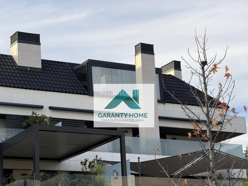 Foto b7e757c3-a9f5-4e6c-8327-f8dd4b0addef. Duplex avec chauffage parking piscine dans Valenoso Boadilla del Monte