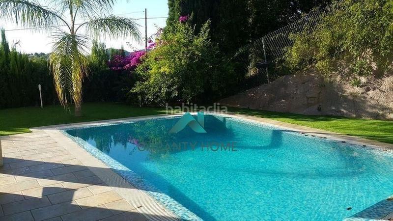 Foto 7e3ba6a0-07bf-4b60-b4a2-387fe76e2b92. Chalet avec chauffage piscine dans Gilet