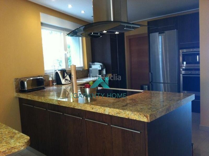 Foto 9fa90d6d-b057-4946-b84f-6e9f989d1978. Chalet avec chauffage piscine dans Gilet