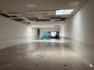 Miete Geschäftsraum  Avenida avinguda de santa coloma, 80. Local en alquiler en santa coloma!