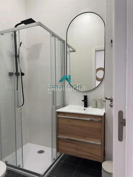 Foto 22b1e871-28d0-42e9-b846-10441484d424. Miete studiowohnung mit heizung in Canillejas Madrid