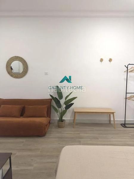 Foto 93a4d6c9-a400-457c-a225-365e7bc7fa7a. Miete studiowohnung mit heizung in Canillejas Madrid