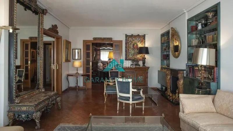 Foto 62661271-9729-4cff-a0e8-f5136c4fb556. Appartamento con riscaldamento parcheggio piscina in Madrid