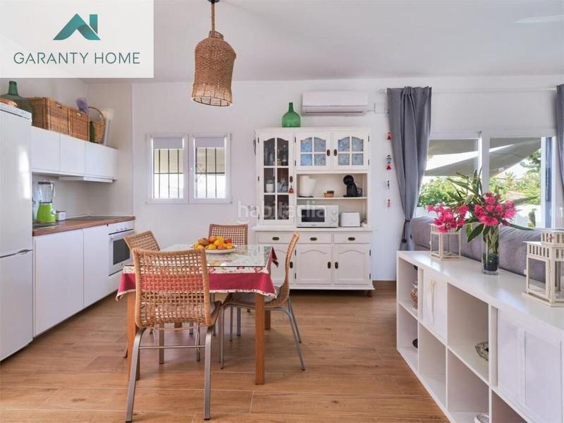 Foto 040b2e1c-30e2-4552-890f-2aa869d7b3ac. Chalet con parcheggio piscina in Solymar Benalmádena