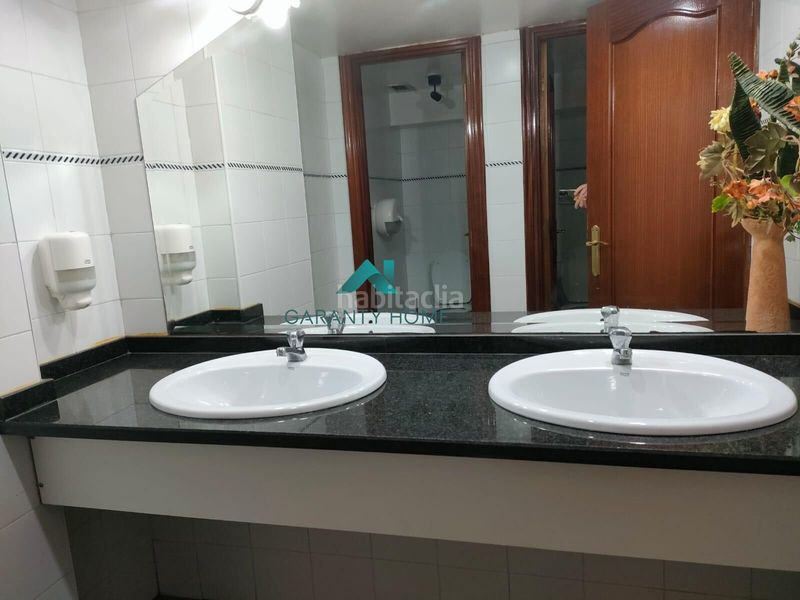 Foto 2a48cc9f-6f88-4b6f-8111-03240d22dd47. Local comercial a Deba