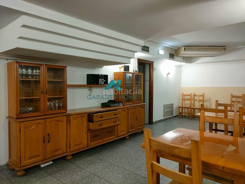 Foto f52cd883-5870-4464-bf18-5a2fbc702d9a. Local comercial a Deba