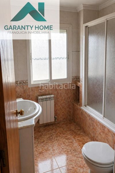 Foto f5825232-3846-40d2-a310-d335d368dc98. Casa a Martos