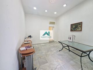 Local Comercial a Santiago - Coronación. Local en centro de jerez