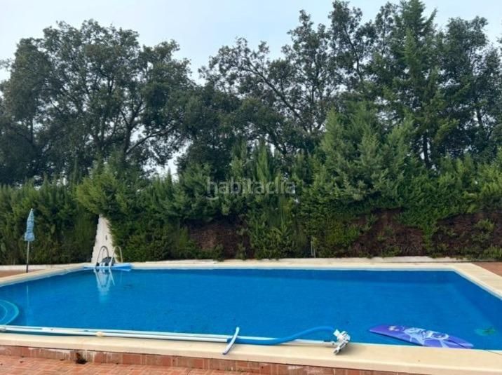 Foto 43c83d56-5b34-4f90-a5e4-22e1290aebf7. Masia amb calefacció aparcament piscina a Gibraleón