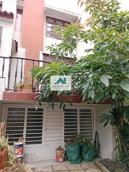 Foto 2ecbd7f5-15f4-4ec3-9b78-33afcad55608. Casa amb aparcament a Illa de Arousa (A)